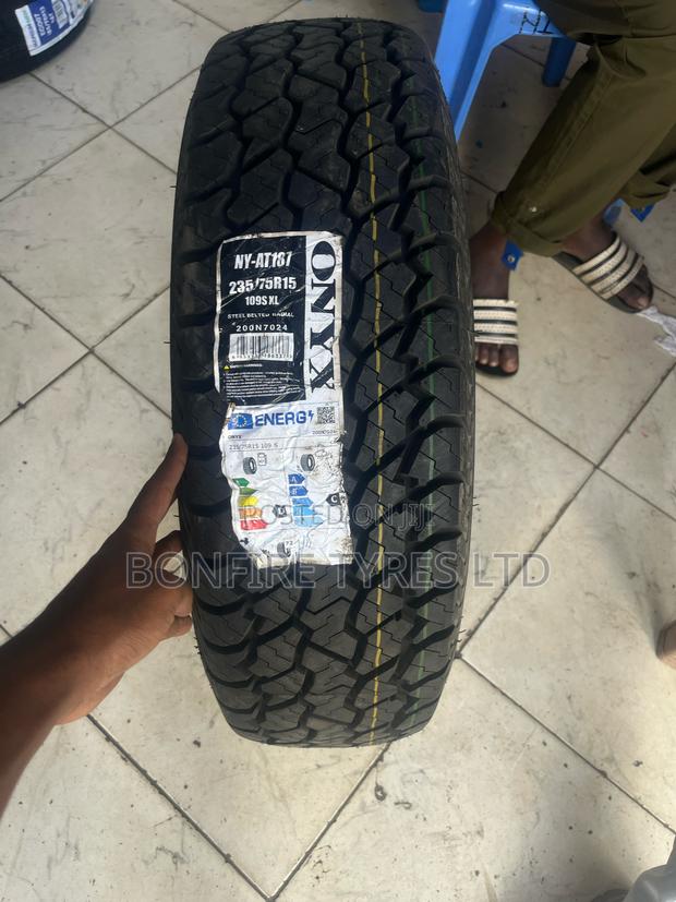 235/75r15 Onxy