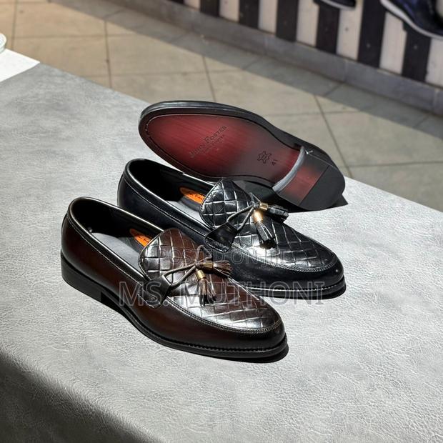 Laceless John Foster Brown and Black Quilted Leather Tassel Loafers