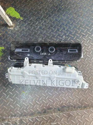 Toyota Voxy Speedometer