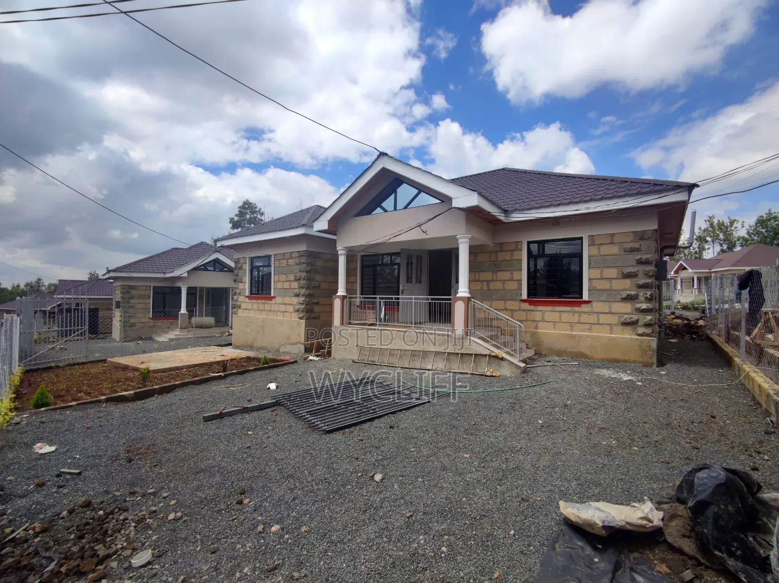 3bdrm Bungalow in Matasia for sale