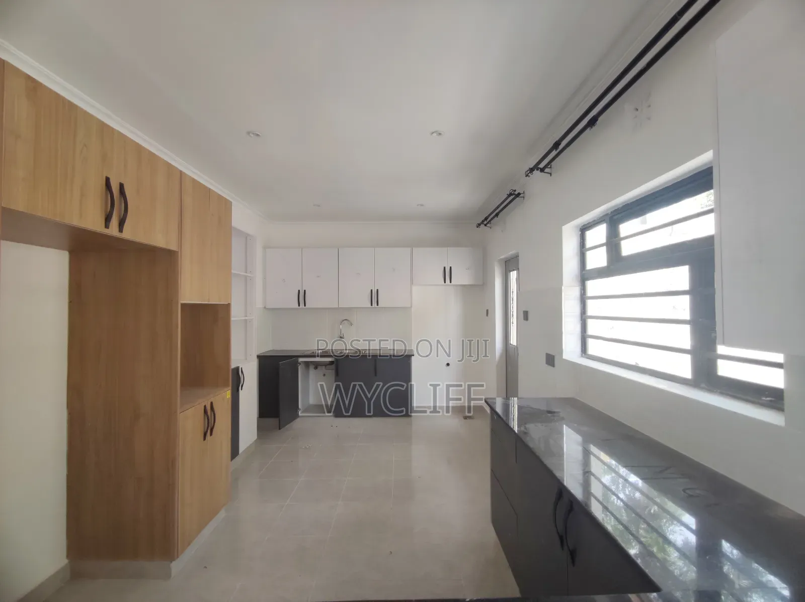 3bdrm Bungalow in Matasia for sale