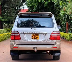 Toyota Land Cruiser Prado 2004 Silver