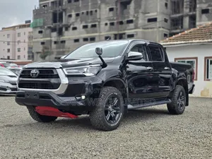 Toyota Hilux 2021 Black