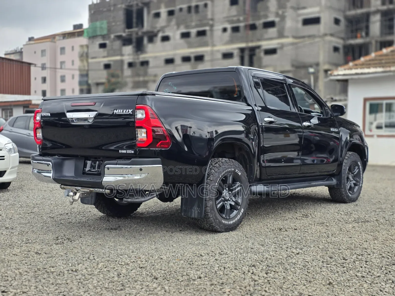 Toyota Hilux 2021 Black
