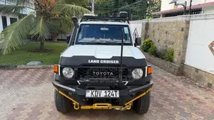 New Toyota Land Cruiser 79 Series 2025 White