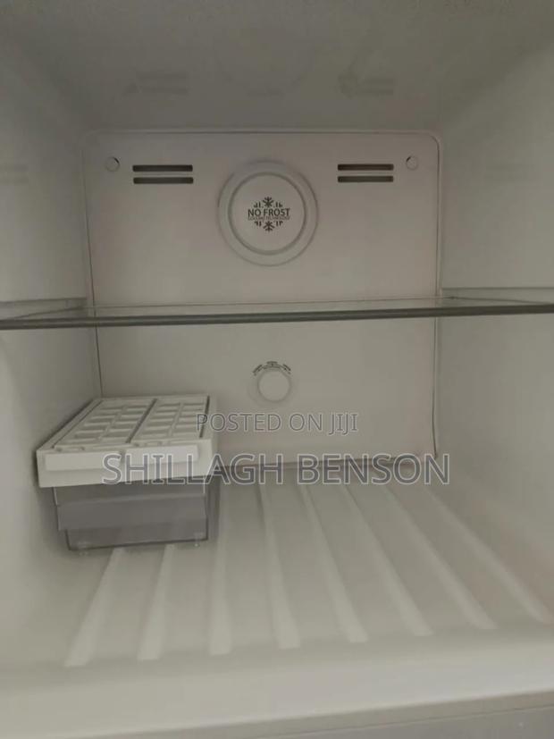 Refrigerator - thumbnail 4