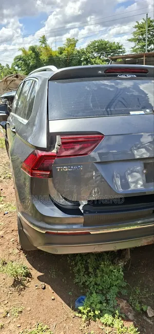 Volkswagen Tiguan Spares