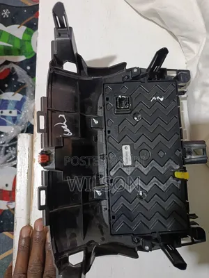Landcruiser V8 Lc 200 2016-2020 Heater/Ac Control Panel