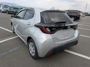 Toyota Yaris 2020 Silver