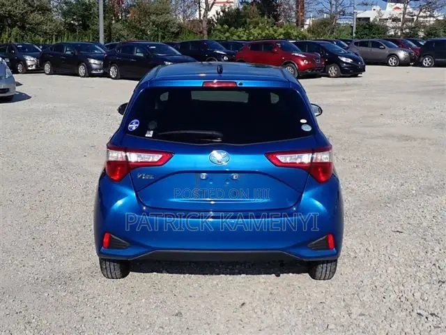 Toyota Vitz 2018 Blue