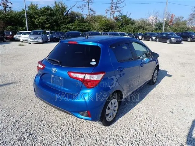 Toyota Vitz 2018 Blue