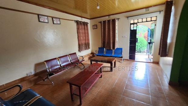 3bdrm Bungalow in Kandisi for sale - thumbnail 9