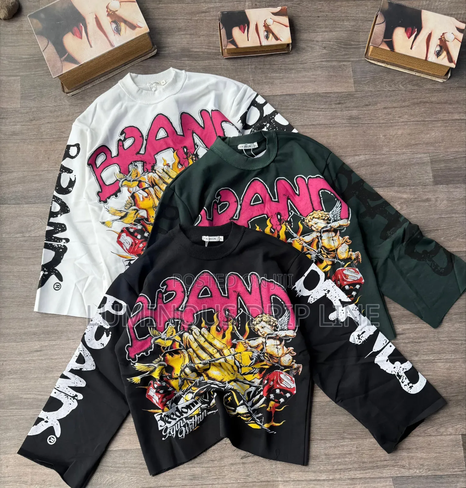 Brand Name Cropped Sweatshirt