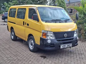 Nissan Caravan (Urvan) 2008 Yellow