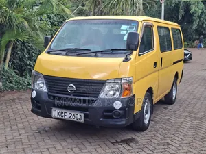 Nissan Caravan (Urvan) 2008 Yellow
