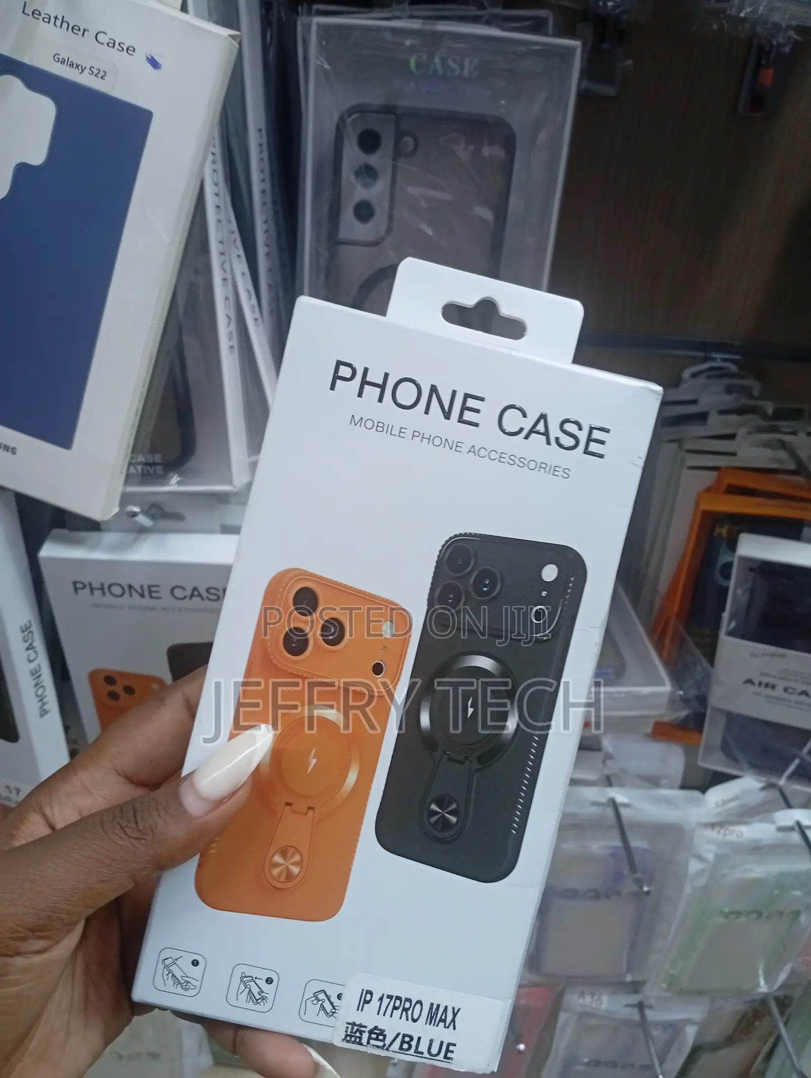 iPhone 17 Pro Max a Built-in Magnetic Ring Stand for Charging