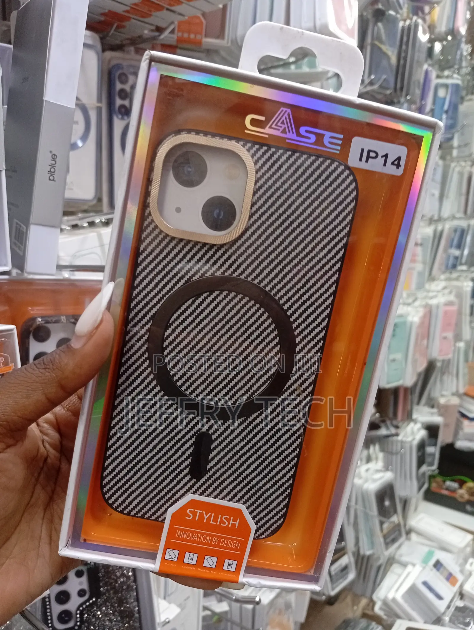 Stylish Carbon Fiber Texture Case for the iPhone 14.