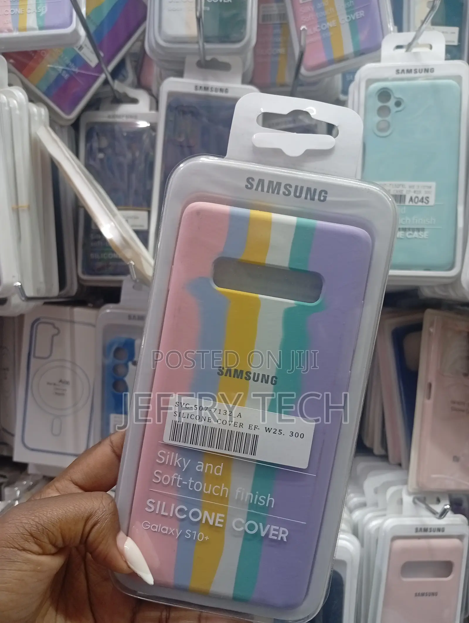 Samsung Galaxy S10+ Silicone Cover in a Multicolor Rainbow Design.
