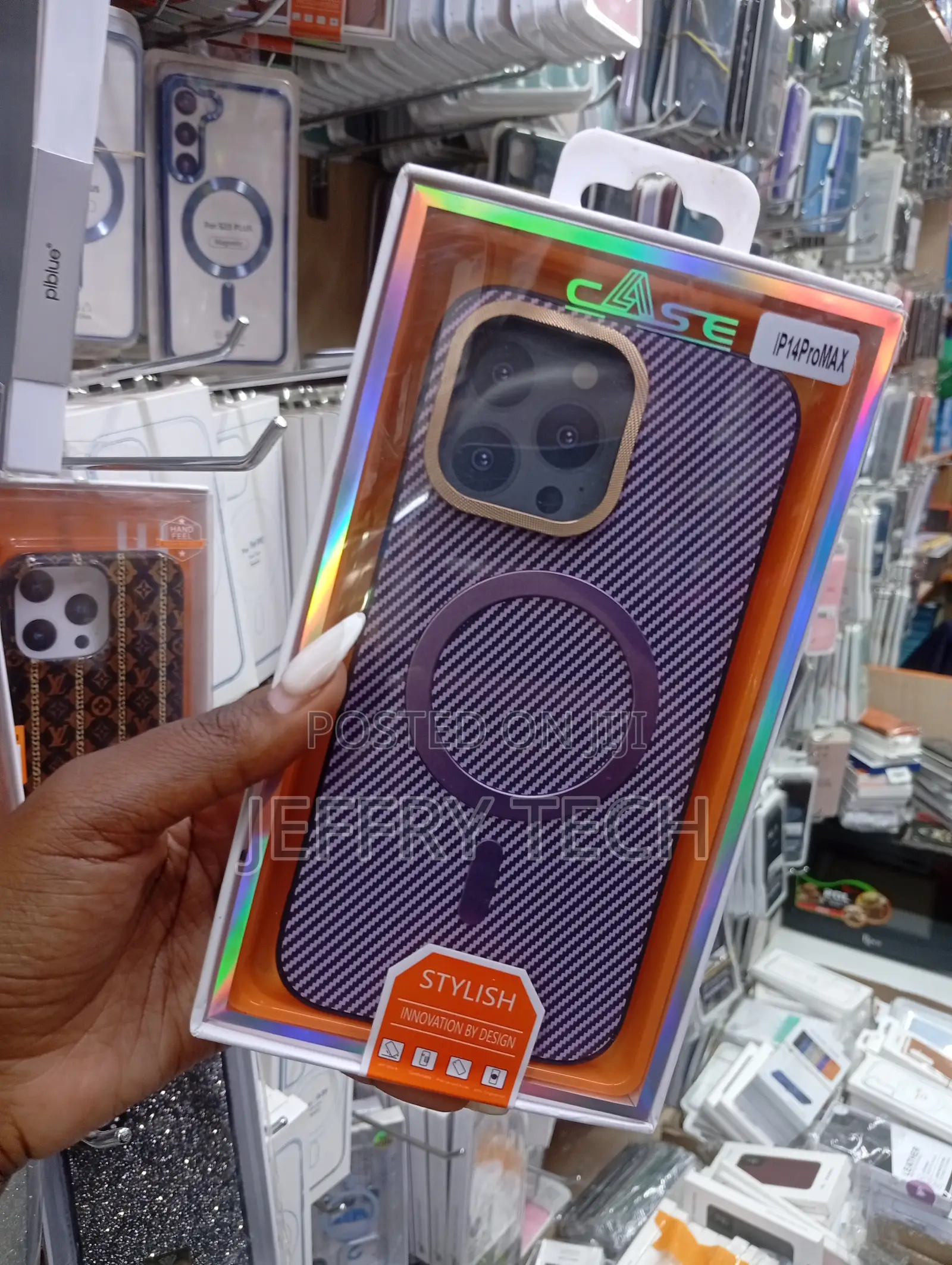 Purple Carbon Fiber Texture for an iPhone 14 Pro Max.