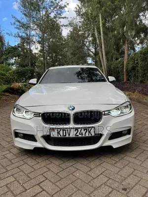 BMW 318i 2017 White