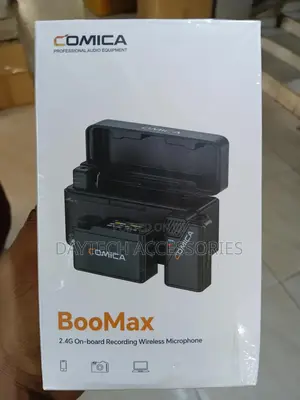 Comica Boomax Wireless Lavalier Microphone for Cameras Smartphones.