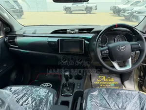 Toyota Hilux Revo Double Cab Deisel 2.4 AWD 2022 Green
