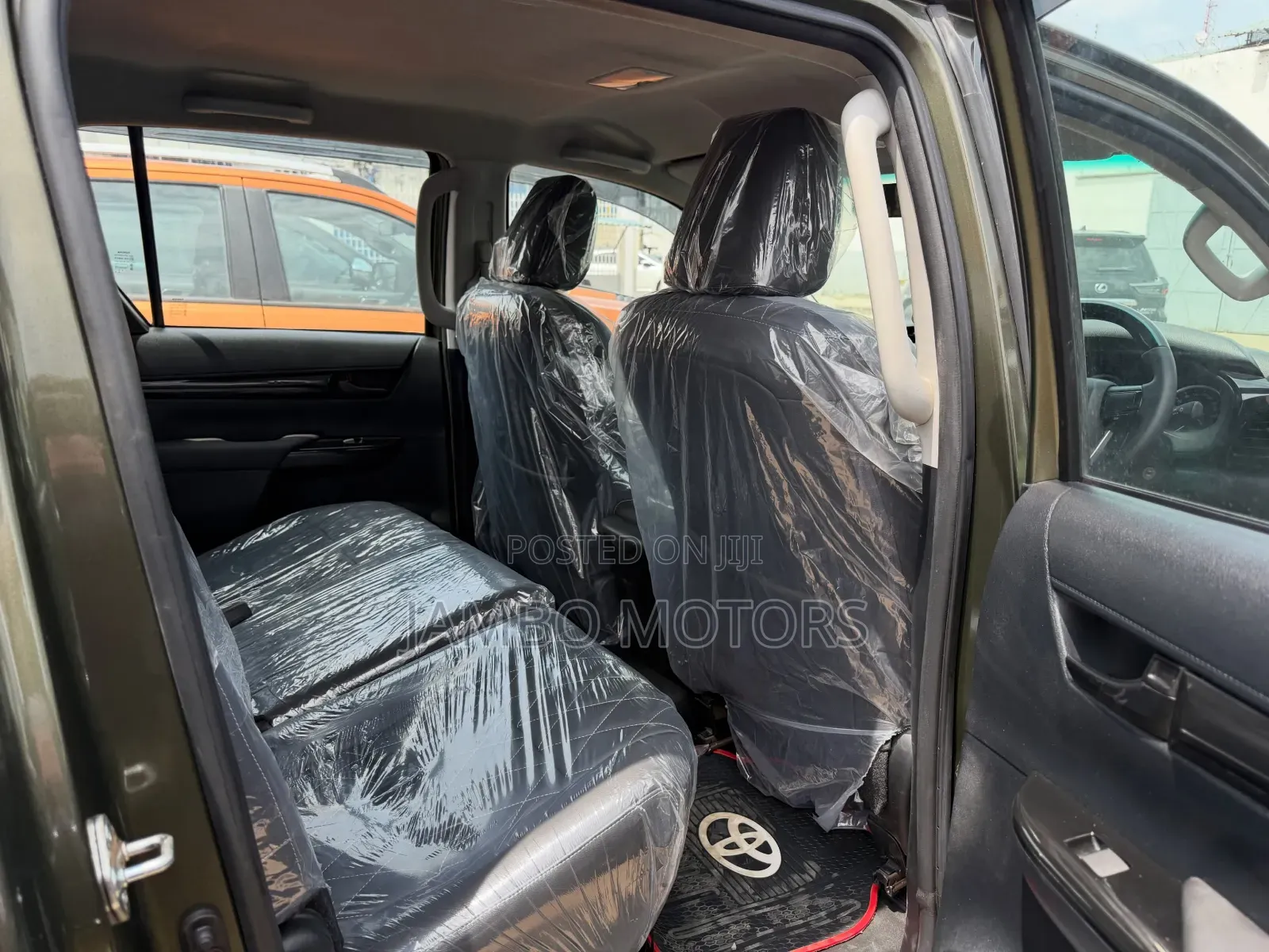 Toyota Hilux Revo Double Cab Deisel 2.4 AWD 2022 Green