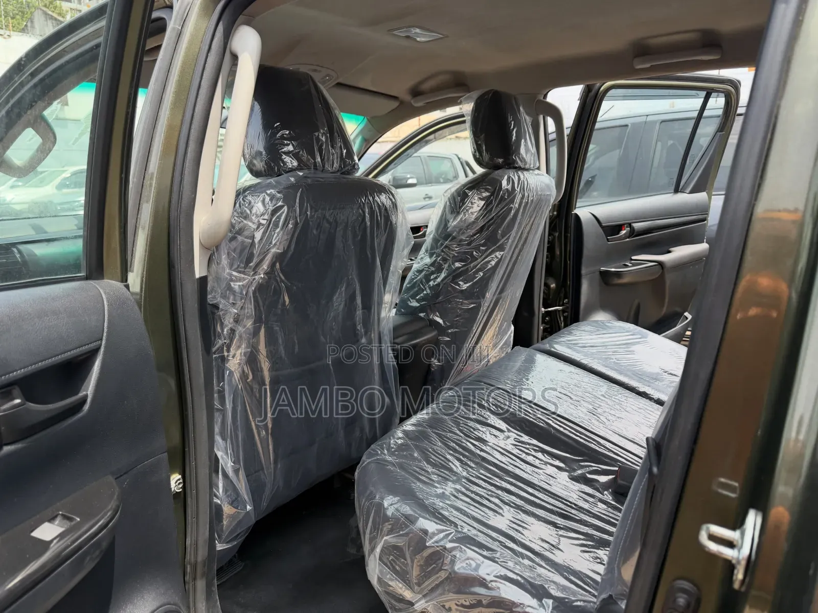 Toyota Hilux Revo Double Cab Deisel 2.4 AWD 2022 Green