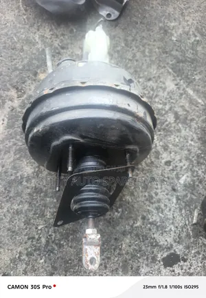 Macedese Benz W26 Brake Booster