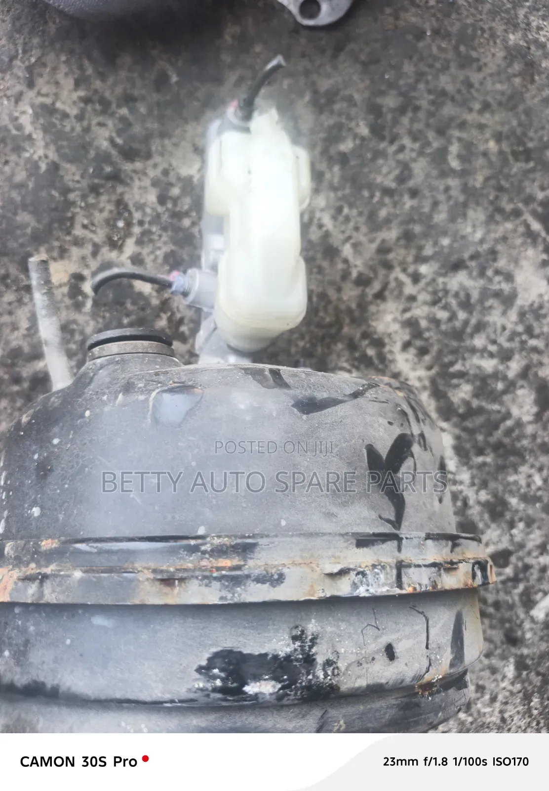 Macedese Benz W26 Brake Booster