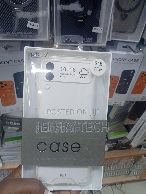 This Is a Piblue Clear Case for the Samsung Galaxy Z Flip3 or Z Flip4.