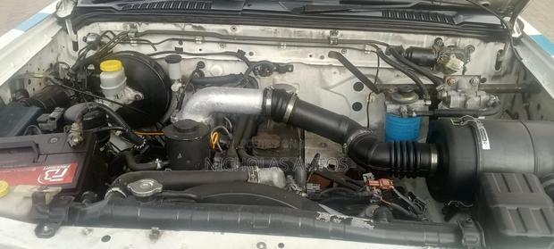 Nissan Hardbody Local - thumbnail 7
