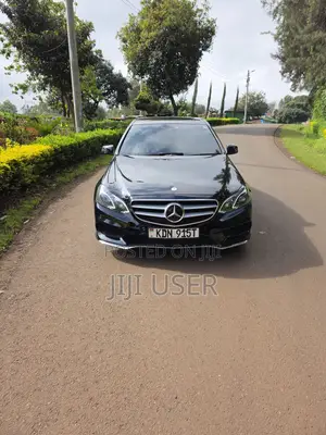 Mercedes-Benz E220 2016 Black