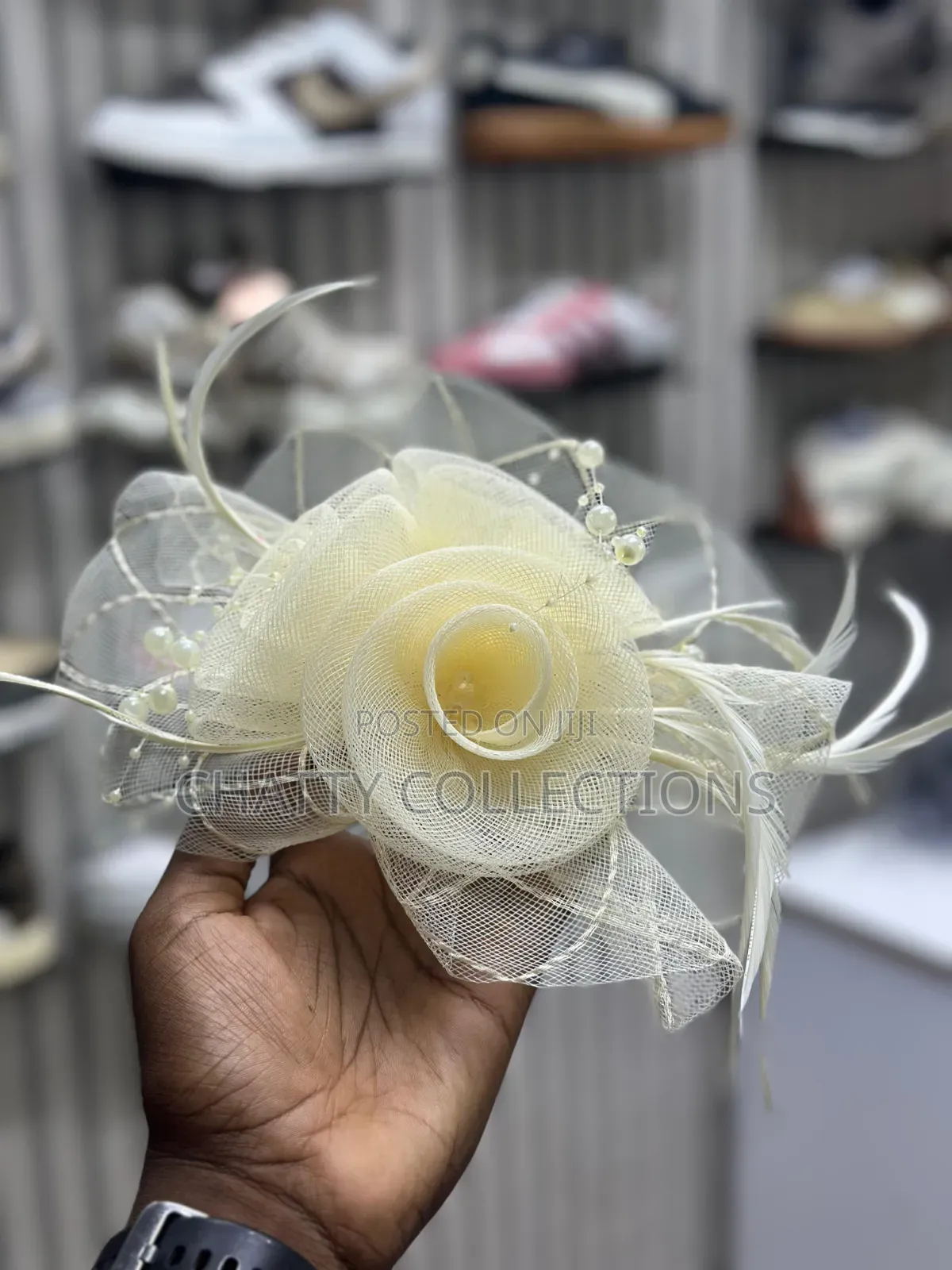 Cream Ladies Head Fascinators