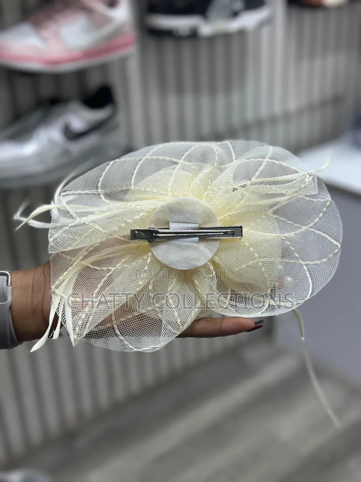 Cream Ladies Head Fascinators