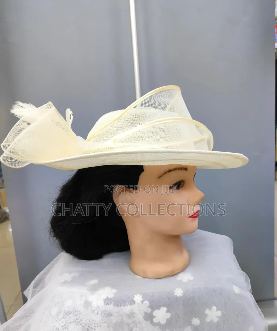 Big Cream White Ladies Hat Like Stylish Head Fascinators