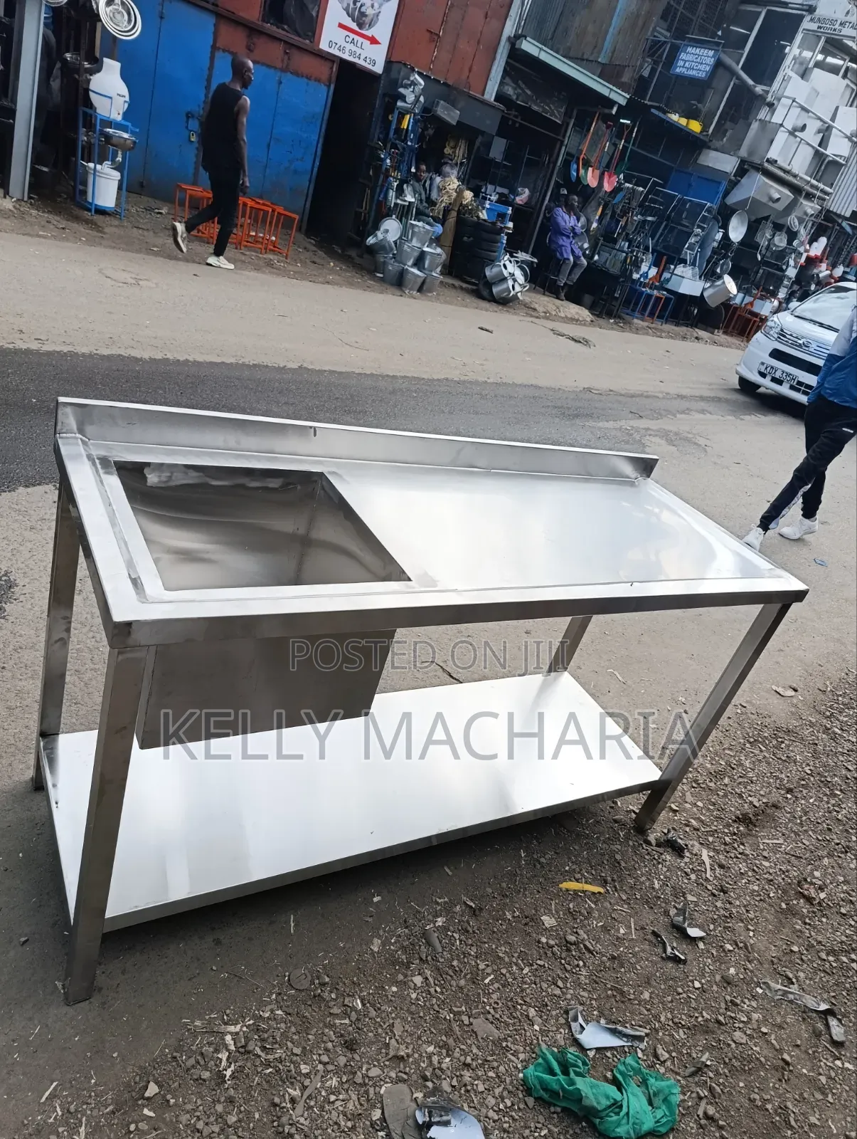 Single Stainless Steel Sink With Large Working Space