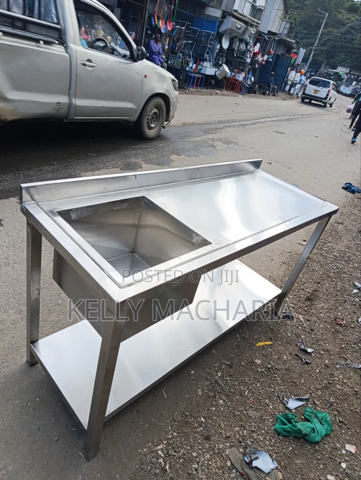 Single Stainless Steel Sink With Large Working Space