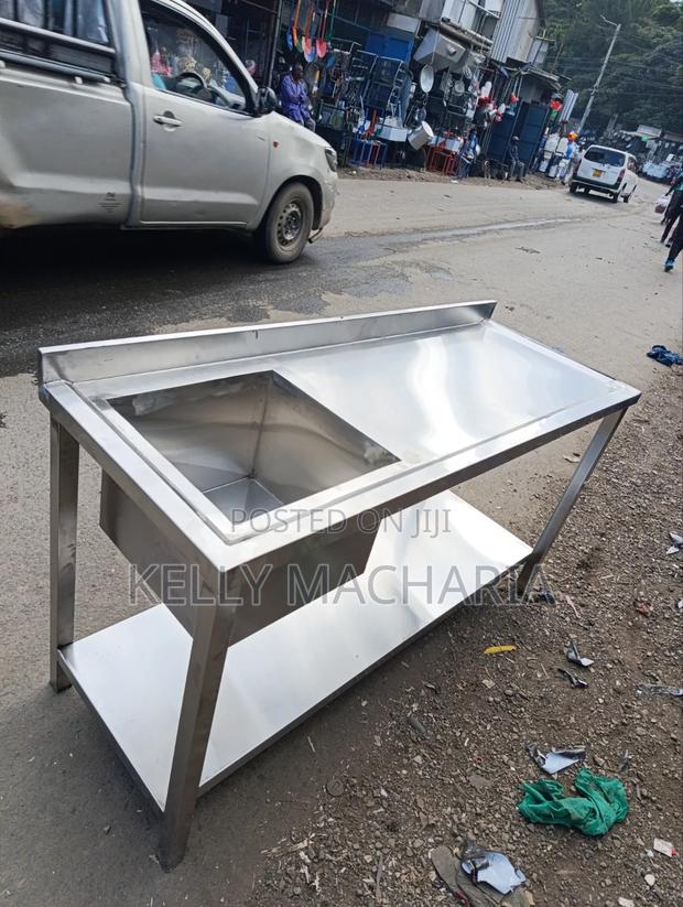 Single Stainless Steel Sink With Large Working Space - thumbnail 2