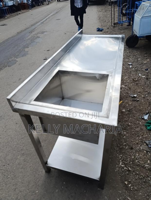 Single Stainless Steel Sink With Large Working Space - thumbnail 4
