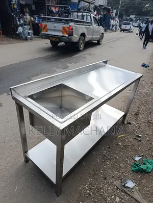 Single Stainless Steel Sink With Large Working Space