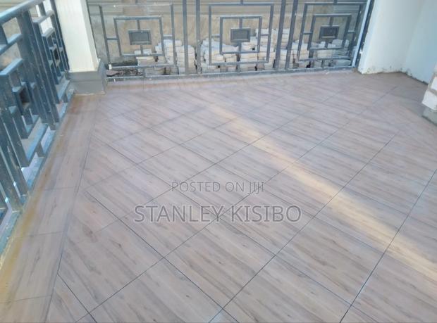 Professional Tiling Services - thumbnail 5
