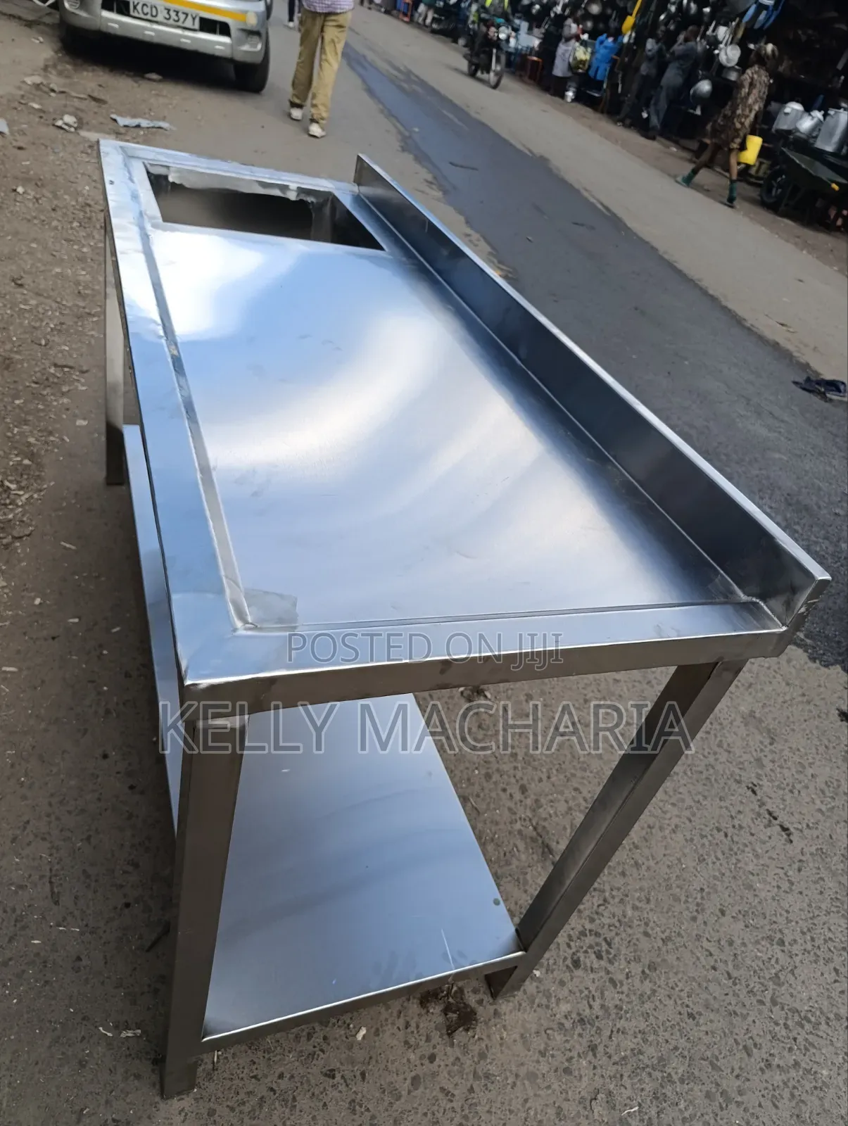Single Stainless Steel Sink With Large Working Space