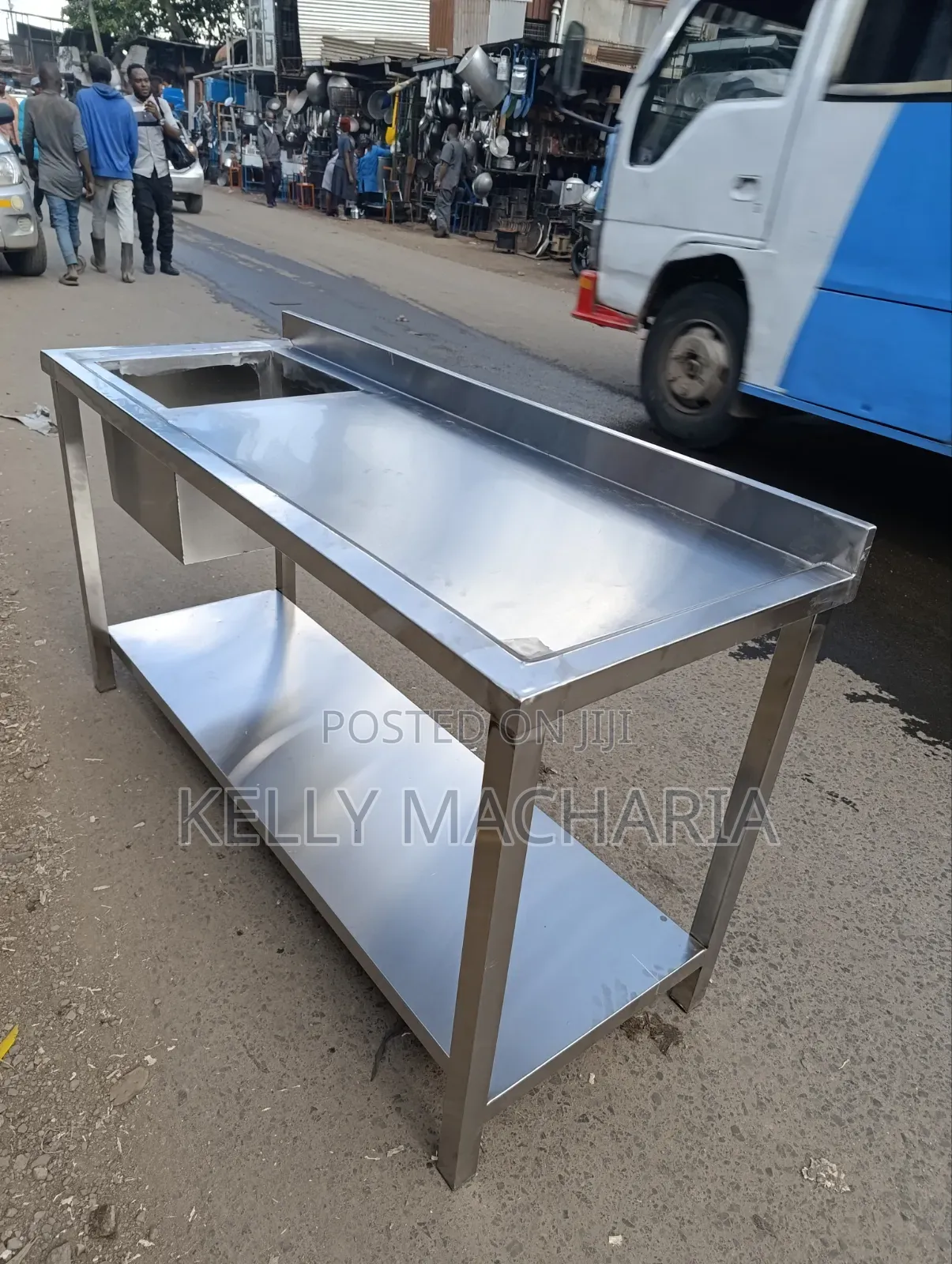Single Stainless Steel Sink With Large Working Space