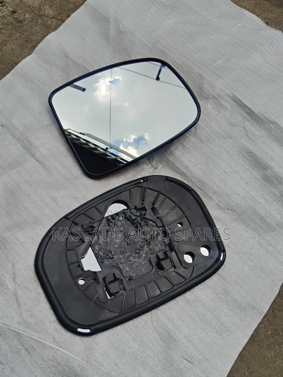Side Mirror Lens/Glass Honda Fit 2010 -2018 New Model