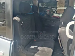 Nissan Serena 2013 Blue