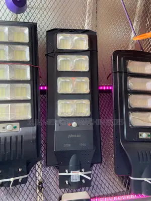 Neelux 200w Led Solar Street Light
