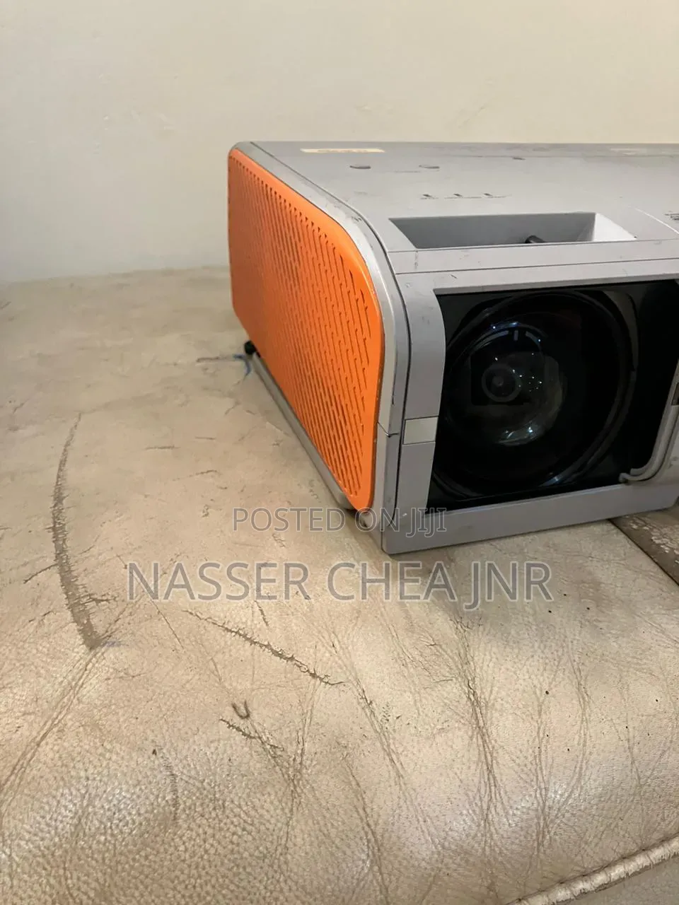 Toshiba DLP Projector