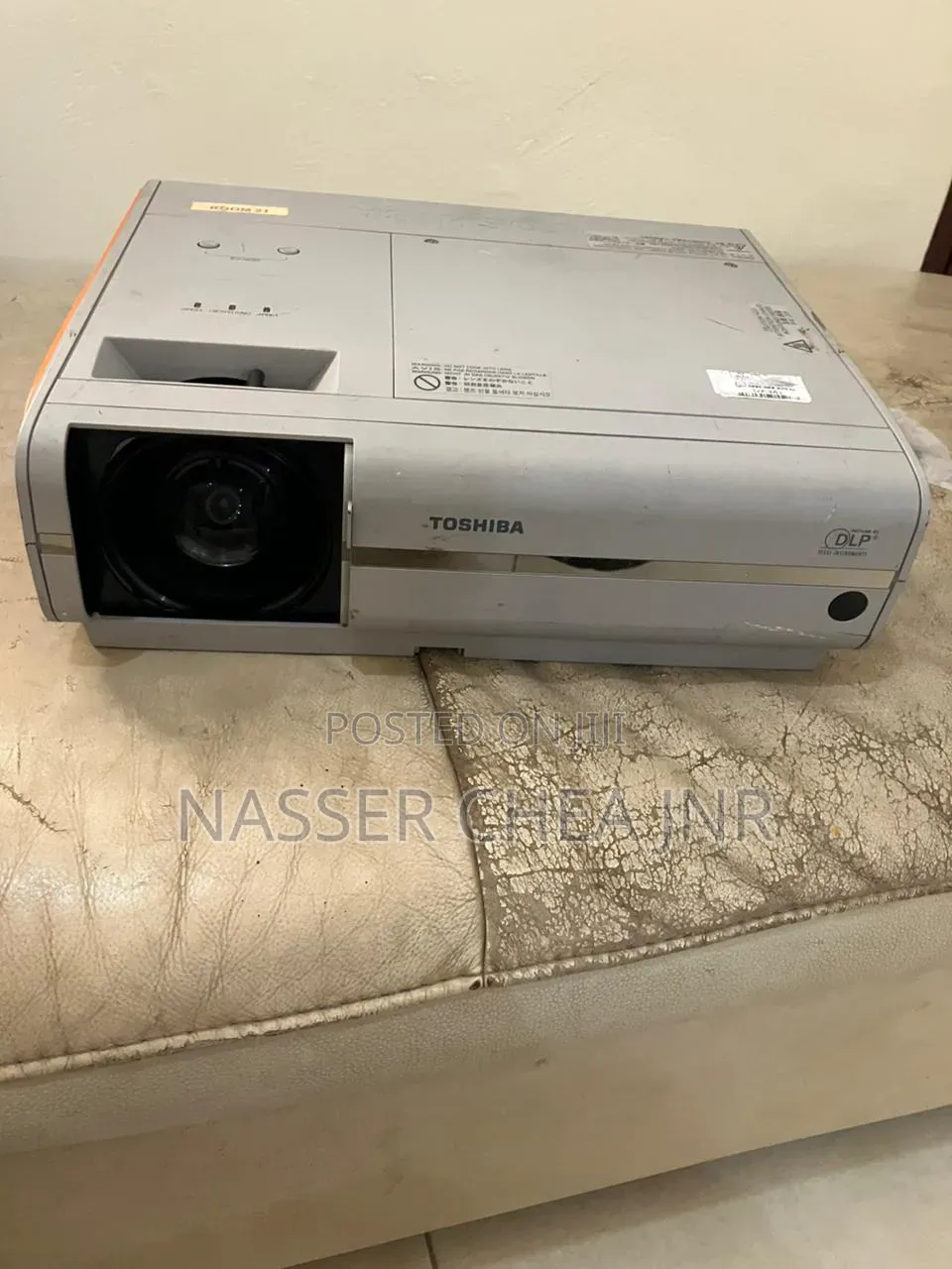 Toshiba DLP Projector