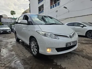 Toyota Estima 2012 White
